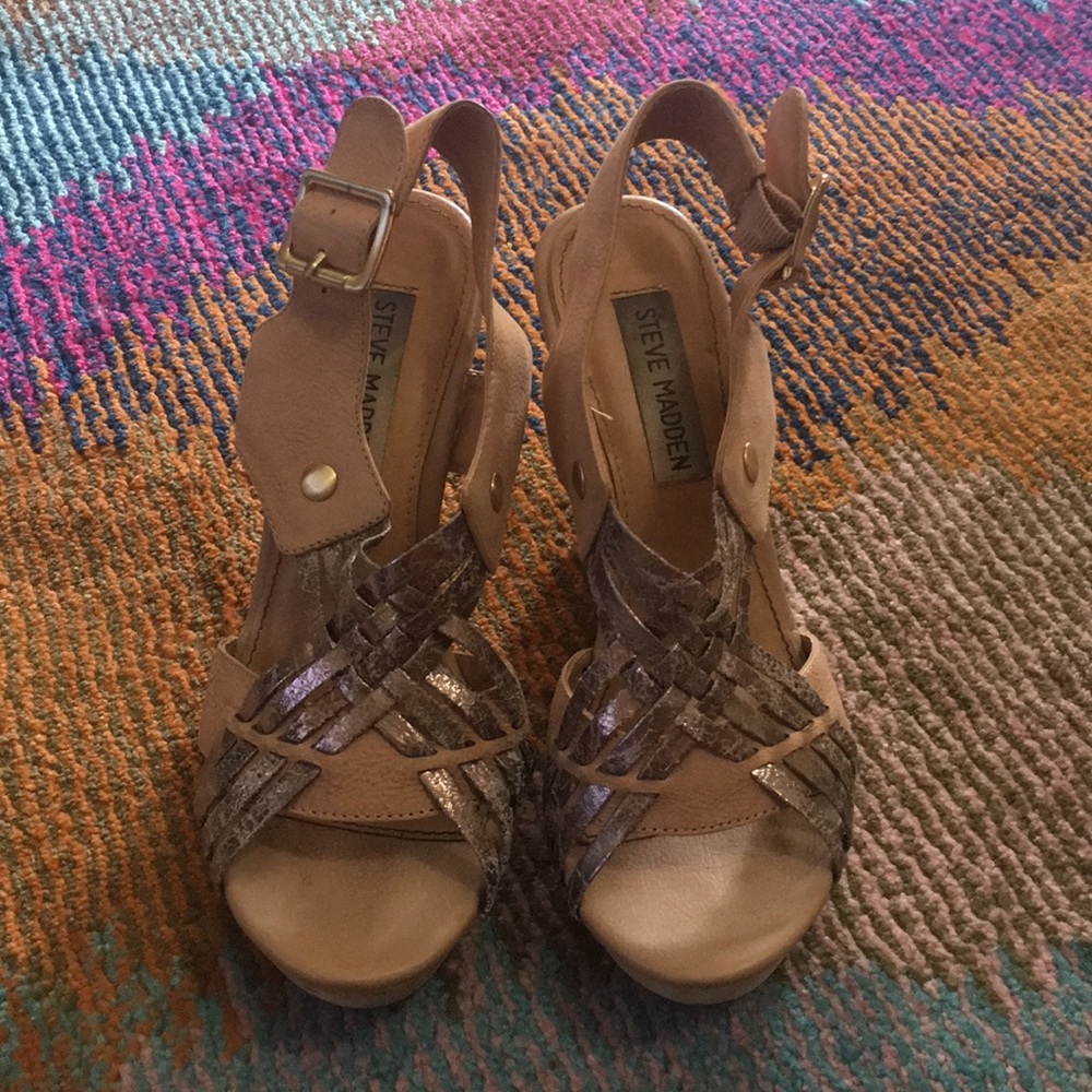 Steve Madden wedges